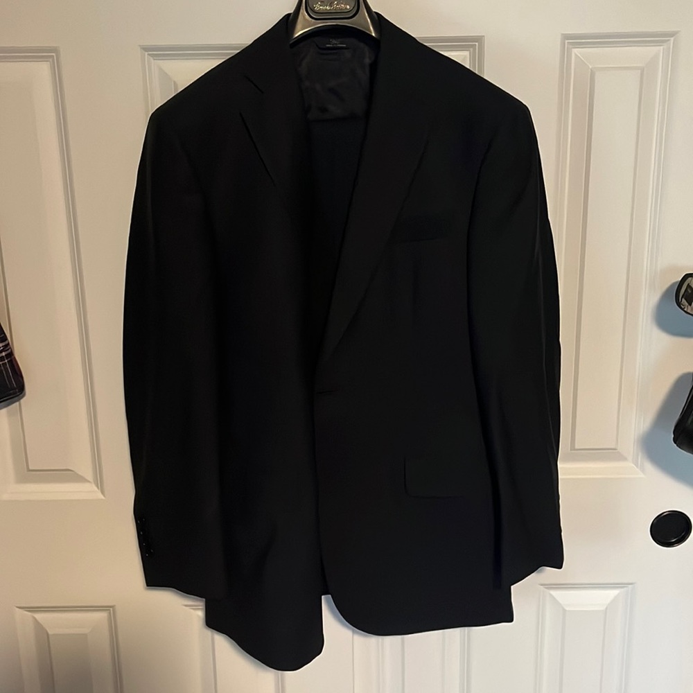 Brooks Brother 346 suit in Navy Blue